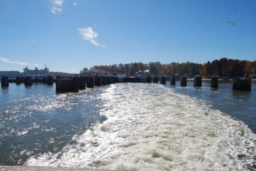 ferry wake 11-14-2010 5-32-59
