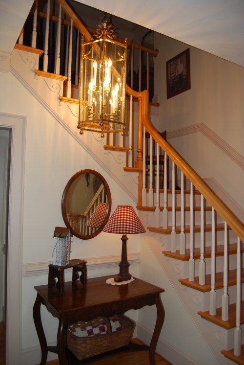 foyer 8-23-2011 1-47-22 PM