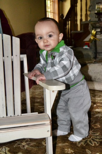 tanner and chair_Snapseed