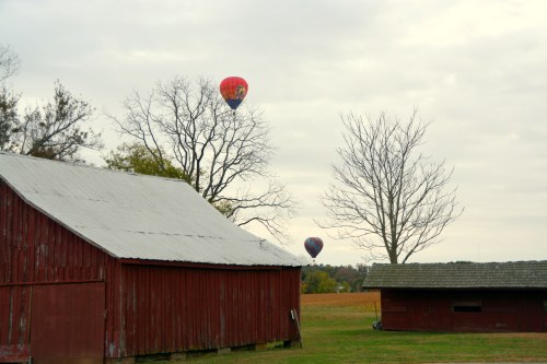 2 balloons launched 11-4-2013 8-11-02 PM