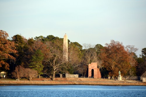 pocahontas monument and jamestown church