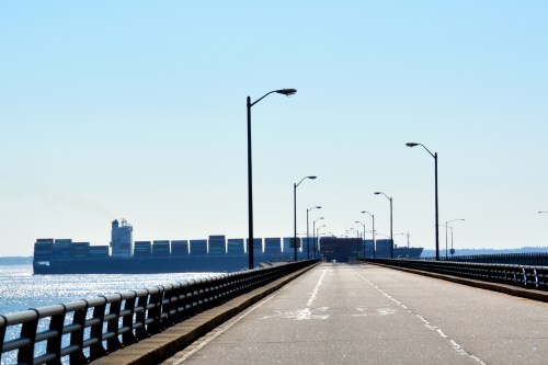 cargo ship thru tunnel 2-16-2014 1-19-06 PM