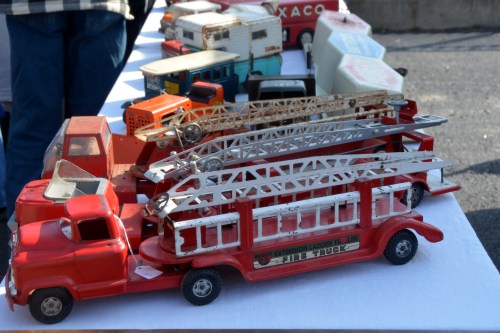 firetrucks 3-21-2015 10-26-55 AM