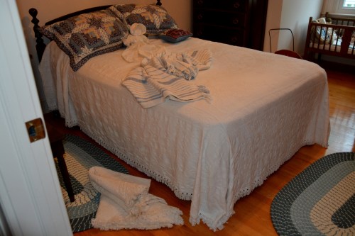 upstairs bedroom 6-4-2015 9-27-58 AM