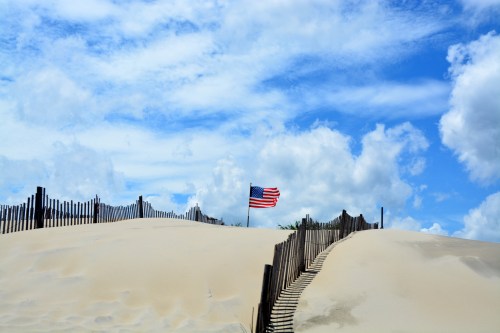 dunes and flag 7-4-2015 1-26-40 PM