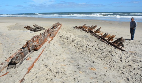 jr with shipwreck 10-24-2015 11-15-21 AM